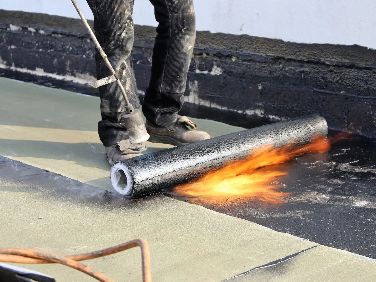 Couvrement d'un toit d'immeuble